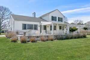 20 Oneck Place Westhampton Beach